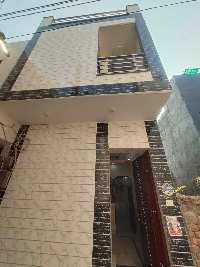 3 BHK House & Villa for Sale in Block L Mohan Garden, Delhi