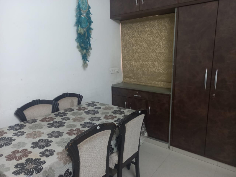 2 BHK Apartment 1000 Sq.ft. for Rent in Naranpura, Ahmedabad