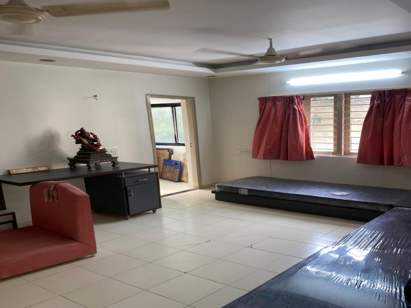 4 BHK Apartment 2500 Sq.ft. for Rent in Judges Bunglow, Ahmedabad