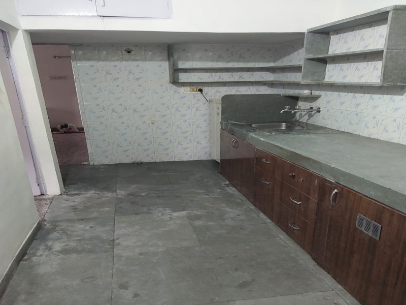 2 BHK 1000 Sq.ft. Apartment for Rent in Vastrapur, Ahmedabad