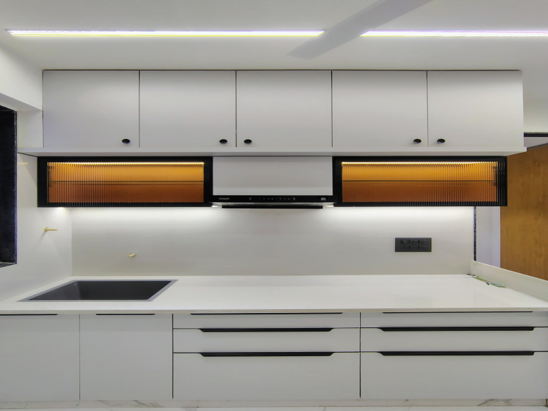 4 BHK 320 Sq. Yards Apartment for Sale in Ambawadi, Ahmedabad