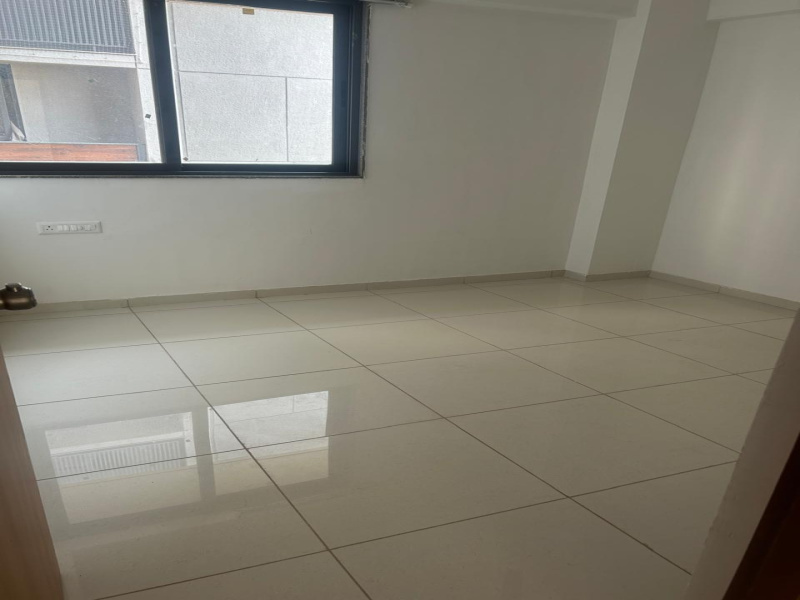 3 BHK 1800 Sq.ft. Apartment for Rent in Sola, Ahmedabad