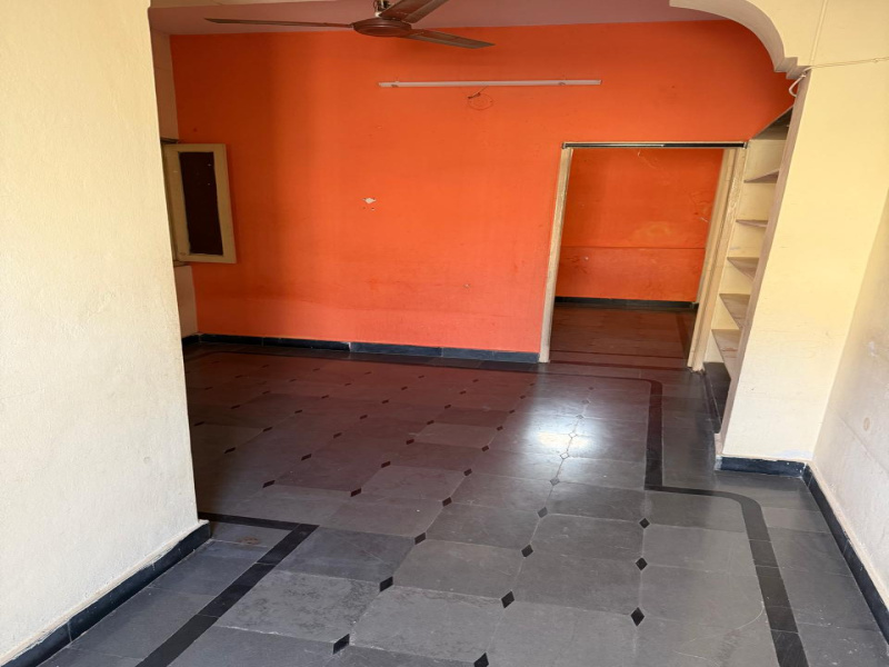 2 BHK Apartment 900 Sq.ft. for Rent in Sanat Nagar, Hyderabad