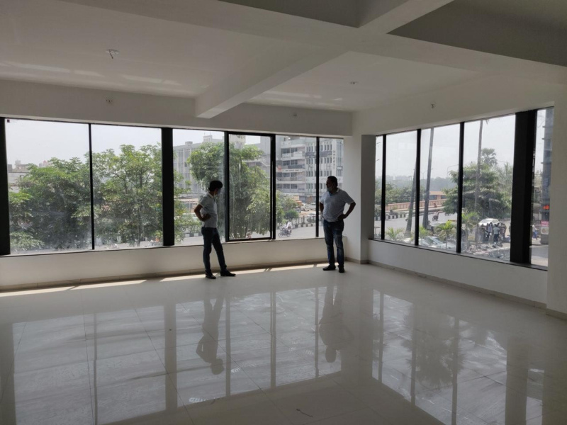  Commercial Shop 683 Sq.ft. for Rent in Kosad, Surat