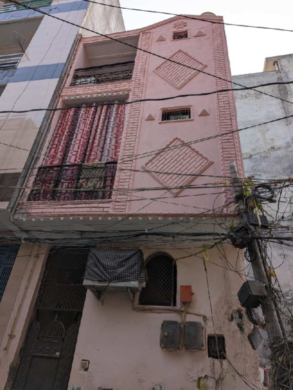 3 BHK 460 Sq.ft. House & Villa for Sale in Block N Mohan Garden, Delhi