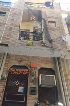 2 BHK House for Sale in Mohan Garden, Delhi