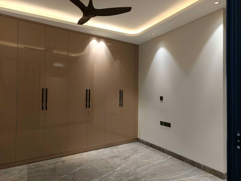 3 BHK 2000 Sq.ft. Builder Floor for Rent in Kalkaji, Delhi