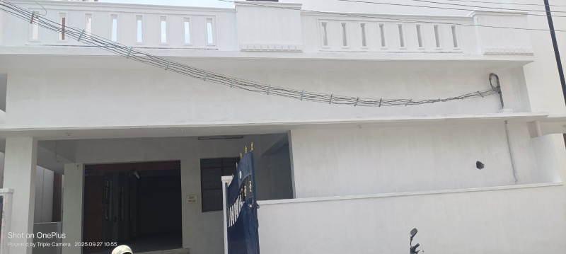  Office Space 2400 Sq.ft. for Rent in Palayam, Tirupur
