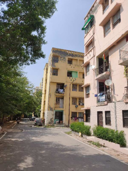  Flat for Sale in Loknayak Puram, Delhi