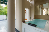 5 BHK Villa for Sale in DLF Phase I, Gurgaon