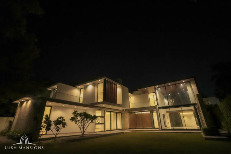 5 BHK 11500 Sq.ft. Farm House for Sale in DLF Chattarpur Farms