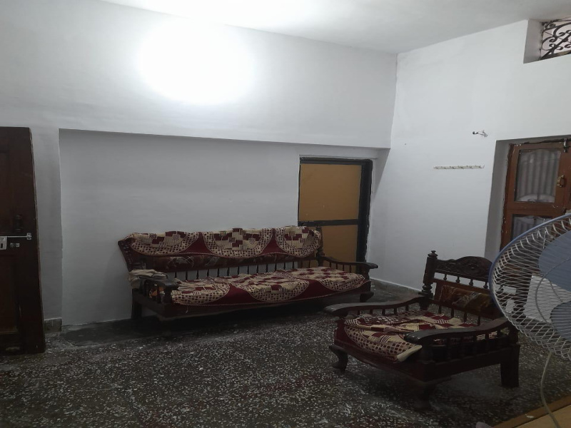 5 BHK House 2400 Sq.ft. for Sale in Husainabad, Jaunpur