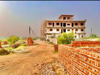 900 Sq.ft. Residential Plot for Sale in Vrindavan, Mathura