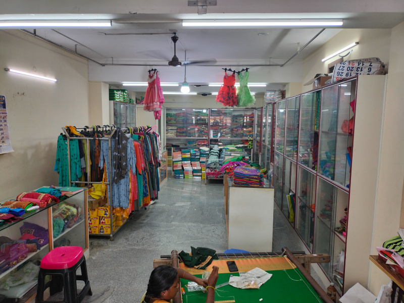  Showroom 600 Sq.ft. for Rent in Ennaikaran, Kanchipuram