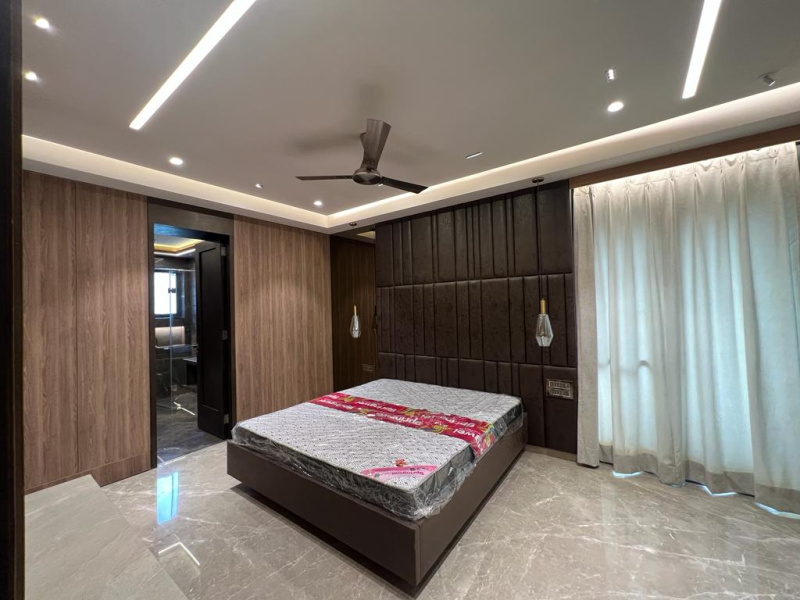3 BHK Builder Floor 200 Sq. Yards for Sale in Block E East Of Kailash, Delhi
