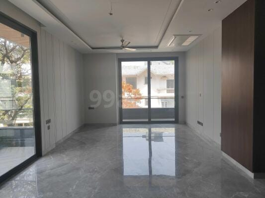 3 BHK 278 Sq. Yards Apartment for Sale in Block A Defence Colony, Delhi