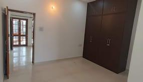 3 BHK Builder Floor 217 Sq. Yards for Sale in Block A Defence Colony, Delhi