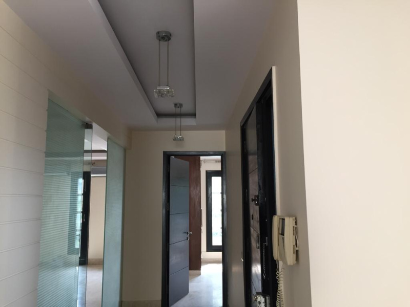 3 BHK Builder Floor 325 Sq. Yards for Sale in Block C Defence Colony, Delhi