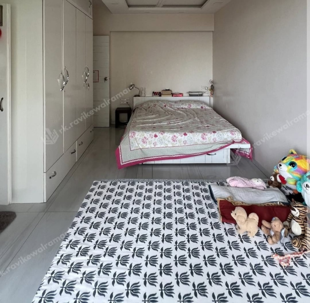 3 BHK Builder Floor 325 Sq. Yards for Sale in Block C Defence Colony, Delhi