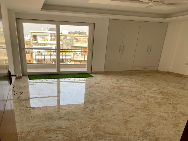 3 BHK Builder Floor 170 Sq. Yards for Sale in Sarvpriya Vihar, Delhi