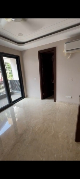 3 BHK Builder Floor 325 Sq. Yards for Sale in Block C Defence Colony, Delhi