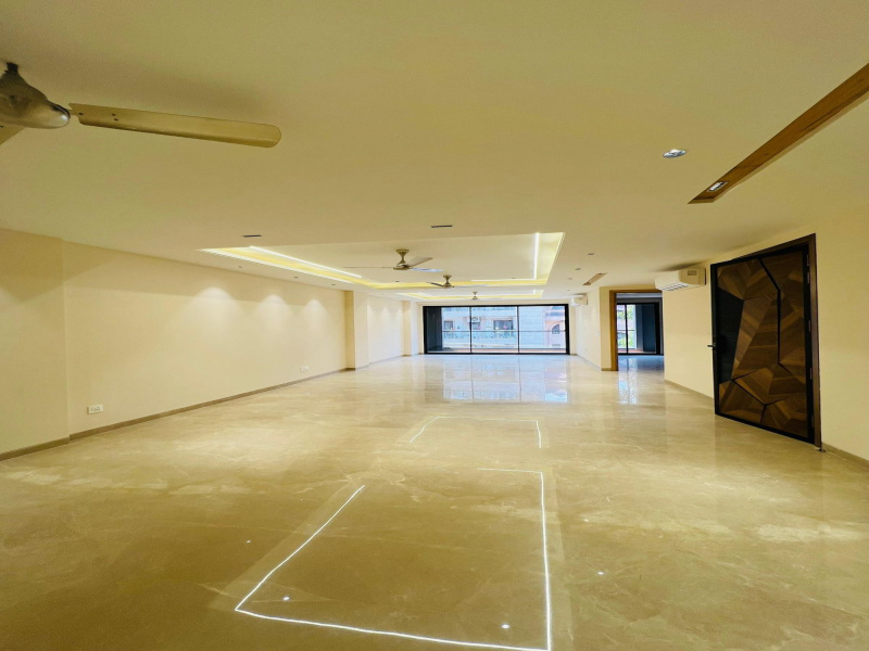 3 BHK Builder Floor 300 Sq. Yards for Sale in Block D Gulmohar Park, Delhi