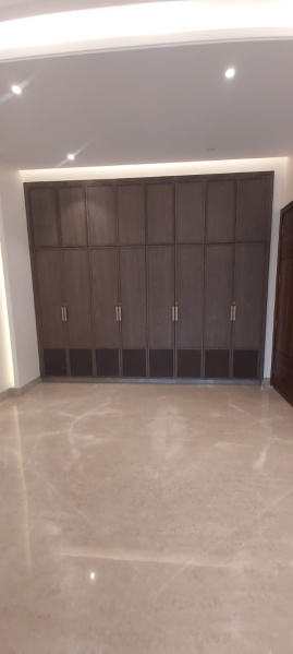 3 BHK Builder Floor 200 Sq. Yards for Sale in Block E Lajpat Nagar I, Delhi