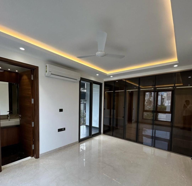 3 BHK 194 Sq. Yards Builder Floor for Sale in Lajpat Nagar II, Delhi
