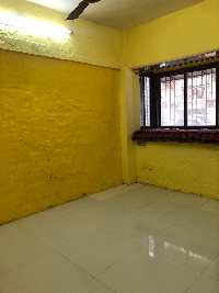 2 BHK Flat for Rent in Azad Nagar, Andheri West, Mumbai