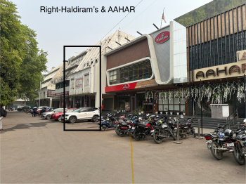  Showroom for Rent in Sanjay Place, Agra