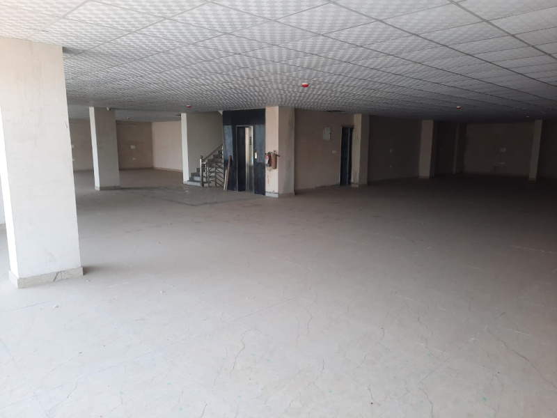  Commercial Shop 2000 Sq.ft. for Sale in Mansarovar Colony, Jaipur
