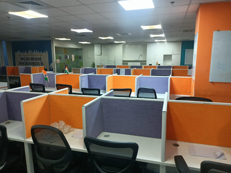  Office Space 3800 Sq.ft. for Rent in Wagle Estate, Thane