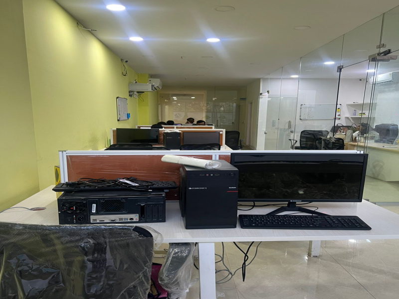  Office Space 1000 Sq.ft. for Rent in Wagle Estate, Thane