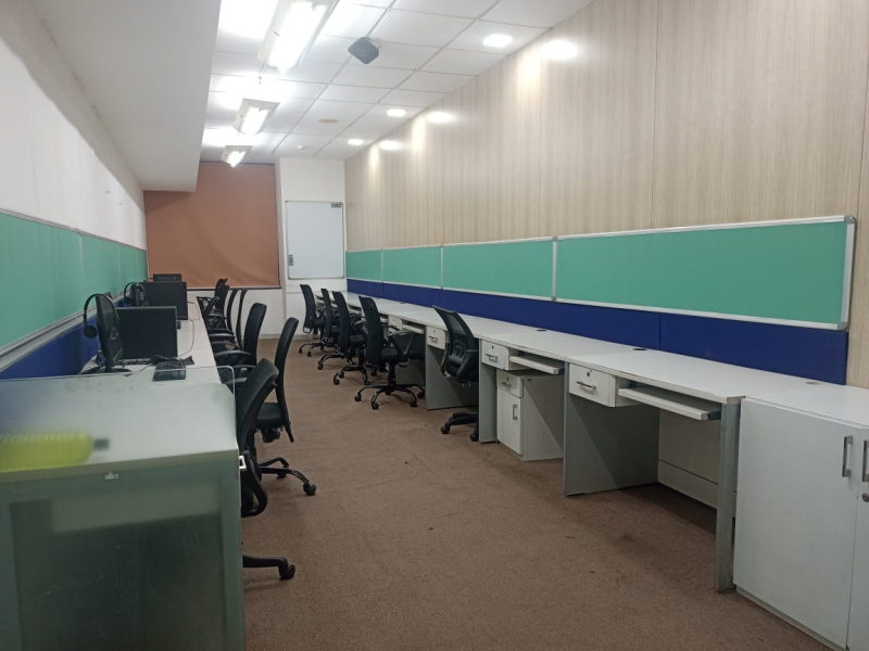  Office Space 11500 Sq.ft. for Rent in Barve Nagar, Ghatkopar West, Mumbai