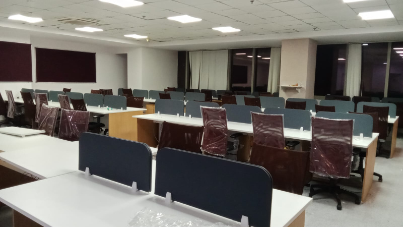  Office Space 2400 Sq.ft. for Rent in Wagle Estate, Thane