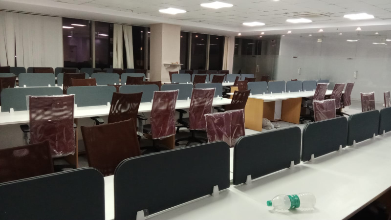  Office Space 2400 Sq.ft. for Rent in Wagle Estate, Thane