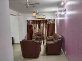 2 BHK Flat for Rent in The Mall Avenue, Lucknow