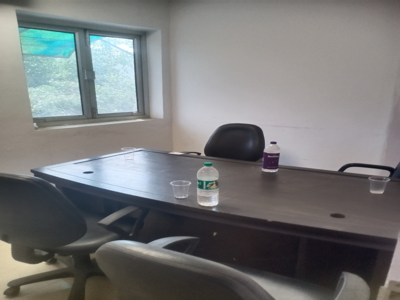  Office Space 400 Sq.ft. for Rent in Okhla, Delhi