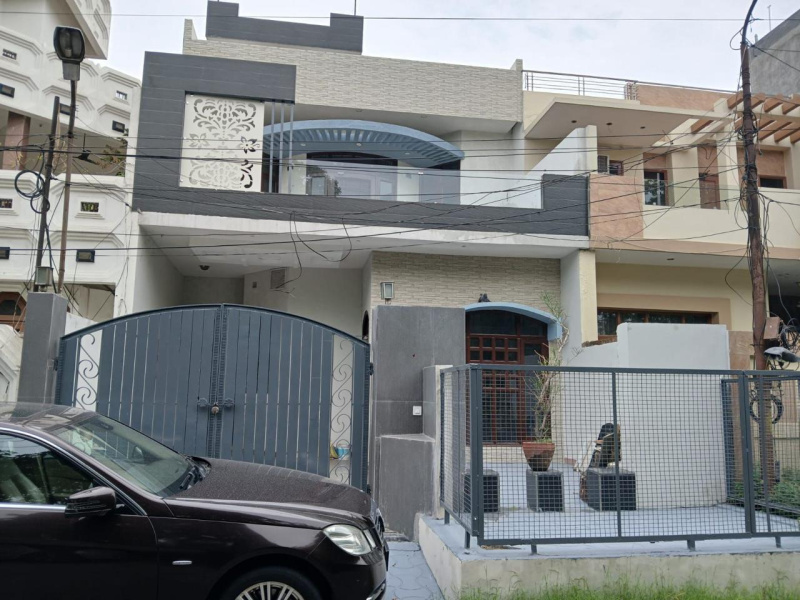 4.5 BHK House 4000 Sq.ft. for Sale in Ranjit Avenue, Amritsar