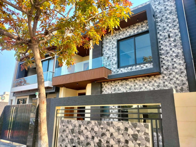  196 Sq. Yards Residential Plot for Sale in Loharka Road, Amritsar