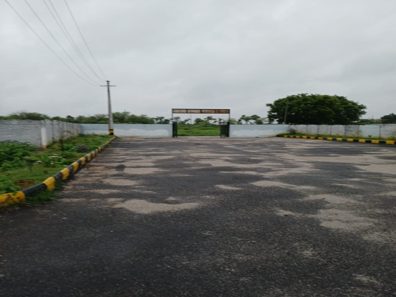  Residential Plot 200 Sq. Yards for Sale in Patamata, Vijayawada