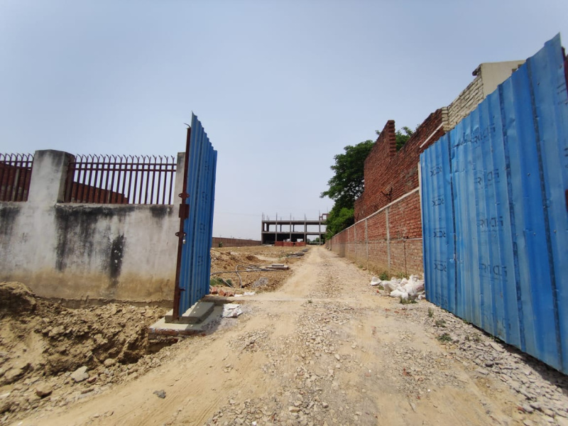  40000 Sq.ft. Hotels for Rent in Rajpura Colony, Bhadohi