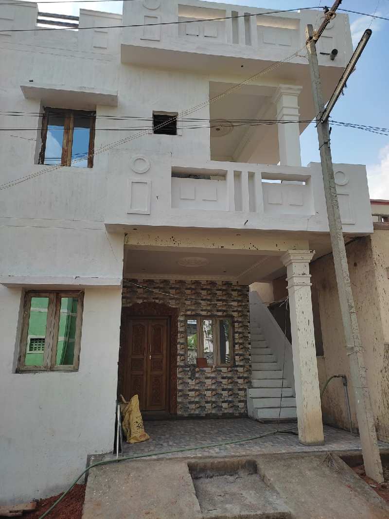 4 BHK 1620 Sq.ft. House & Villa for Sale in Kalanivasal, Karaikudi