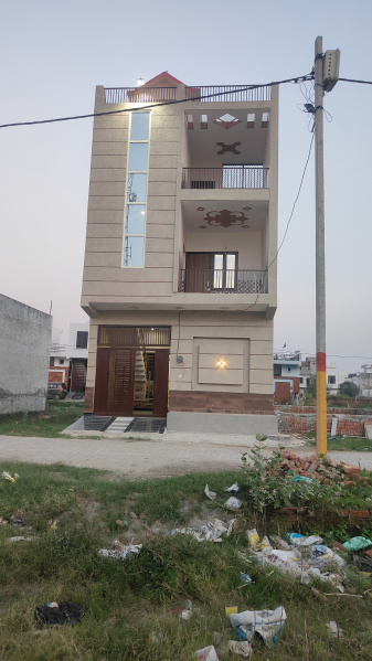 3 BHK 2200 Sq.ft. House for Sale in Ved Vyas Puri, Meerut