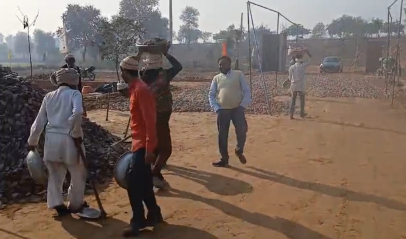  Residential Plot 900 Sq.ft. for Sale in Tappal, Aligarh