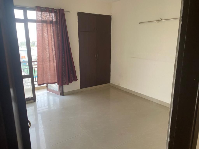 Sector 81, Gurgaon photo 3
