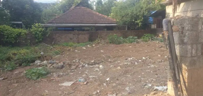  Commercial Land -5 Cent for Sale in Chittoor Road, Ernakulam