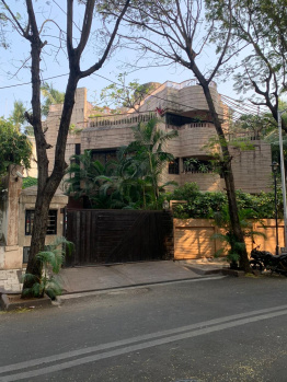 8 BHK House for Sale in Juhu, Mumbai