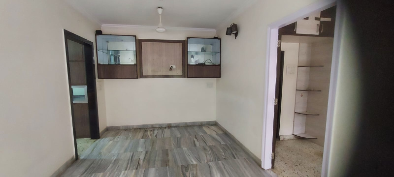 2 BHK Apartment 825 Sq.ft. for Sale in Malad East, Mumbai