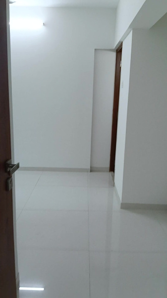 2 BHK 800 Sq.ft. Apartment for Sale in Sri Krishna Nagar, Borivali East, Mumbai